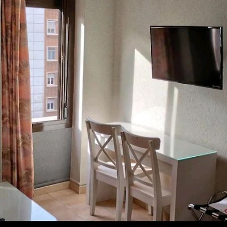 Apartamento Triana, 5 Mins Centro Севиля Екстериор снимка
