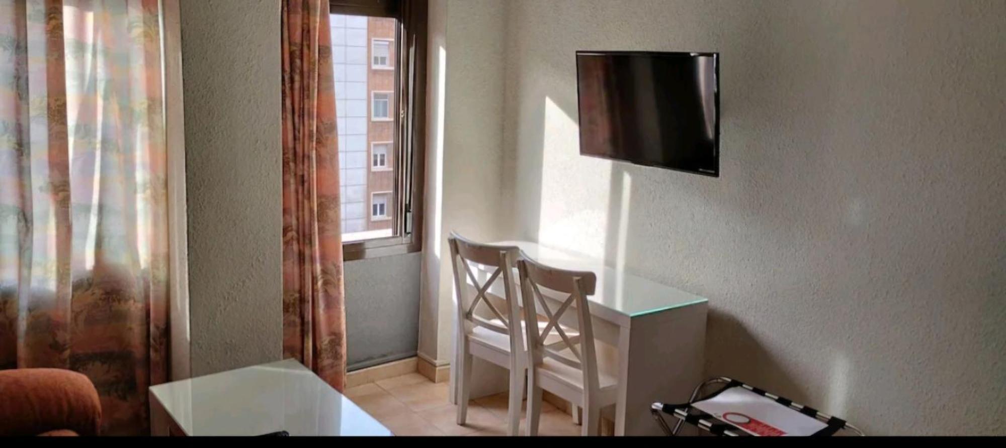 Apartamento Triana, 5 Mins Centro Севиля Екстериор снимка
