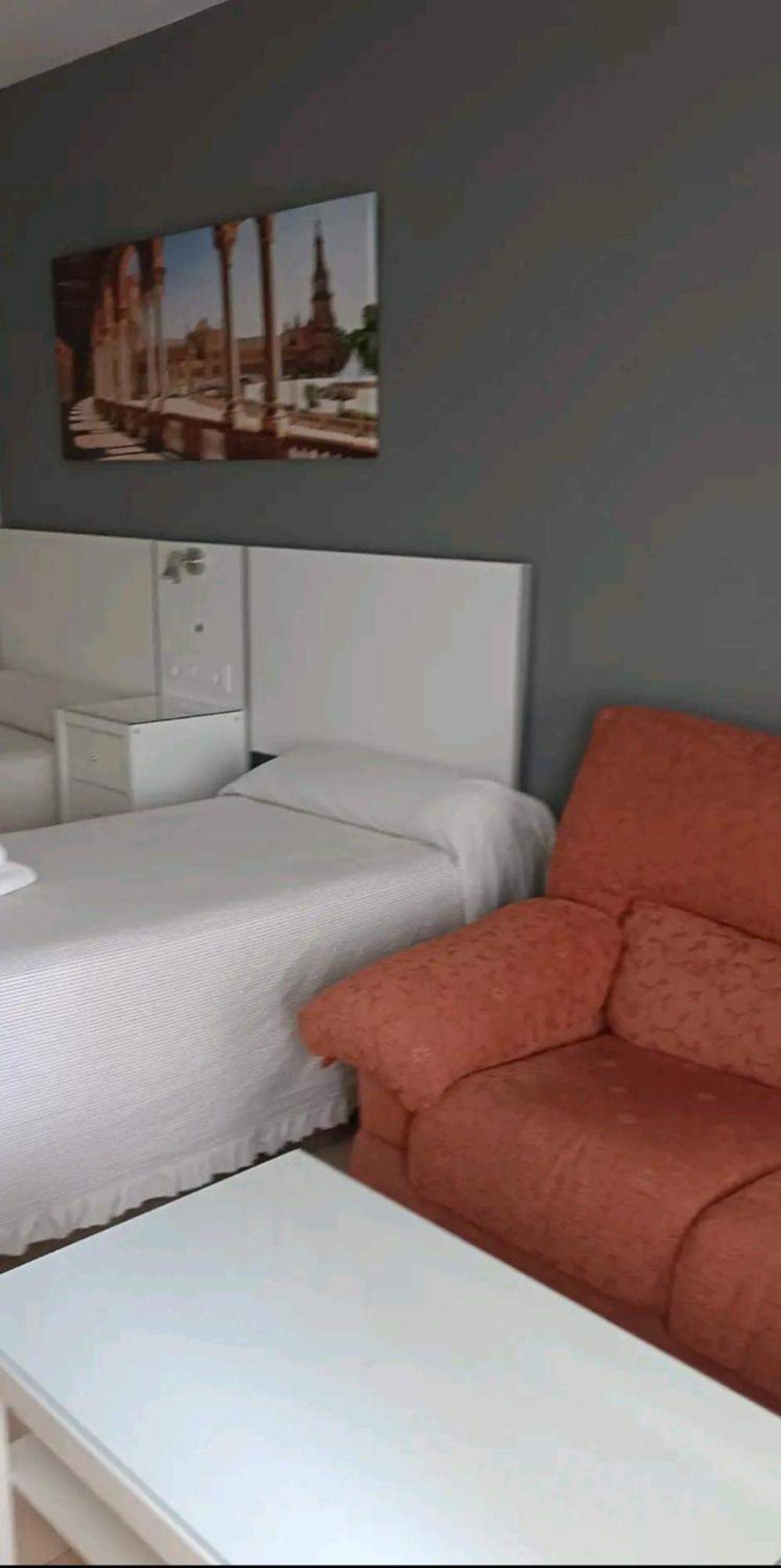 Apartamento Triana, 5 Mins Centro Севиля Екстериор снимка